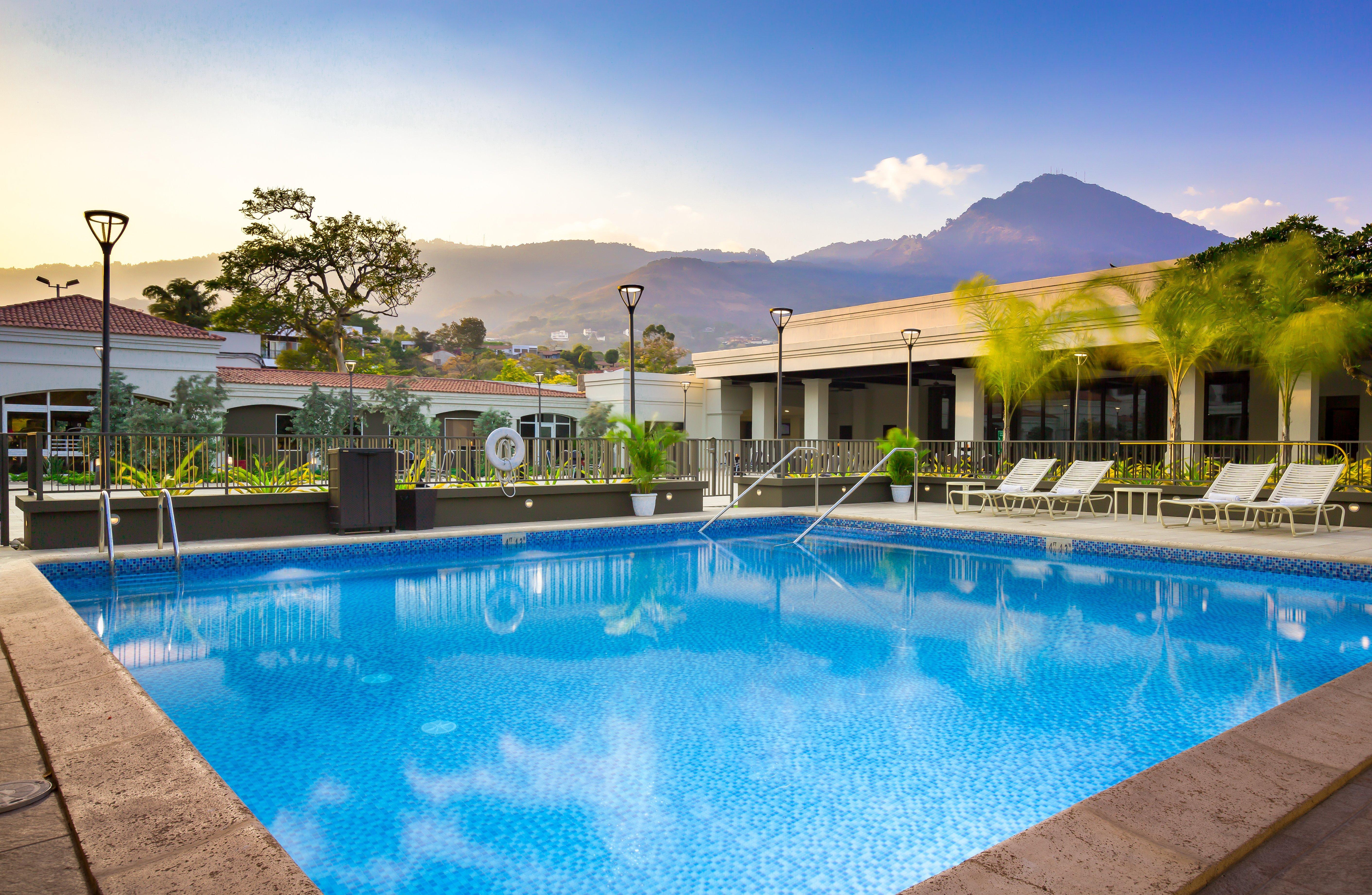 Hotel Hilton San Salvador Extérieur photo