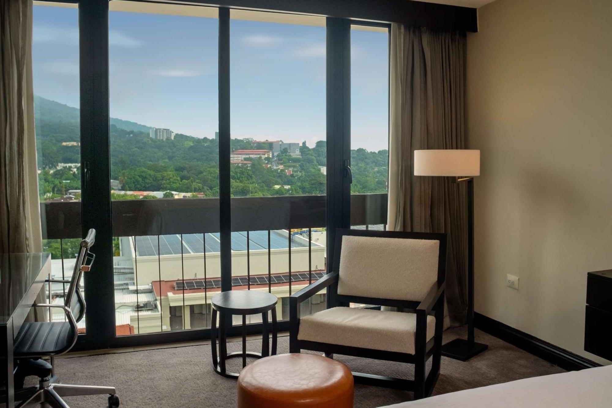 Hotel Hilton San Salvador Extérieur photo